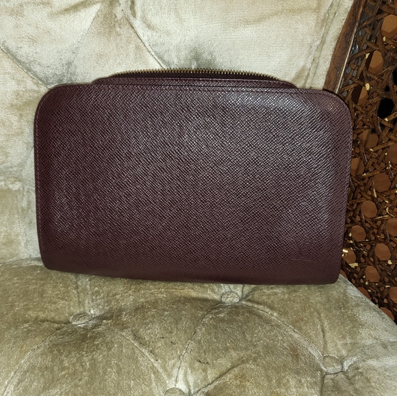 (Sold)RareAuthentic Vintage Louis Vuitton taiga leather Baikal Clutch bag - Picture 2 of 9